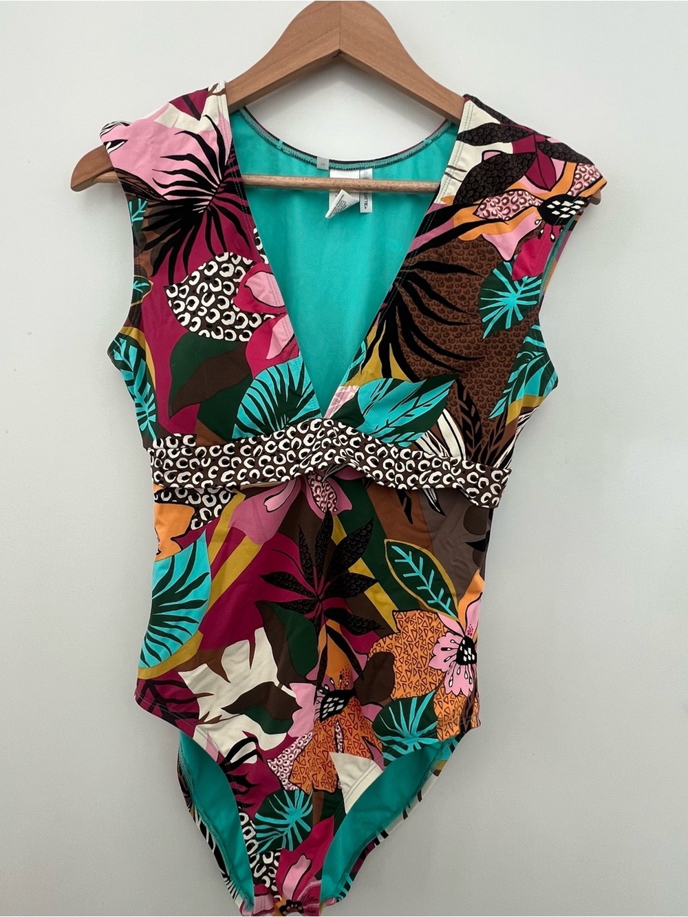Vibrant Tropical Print V-Neck Women’s Top
